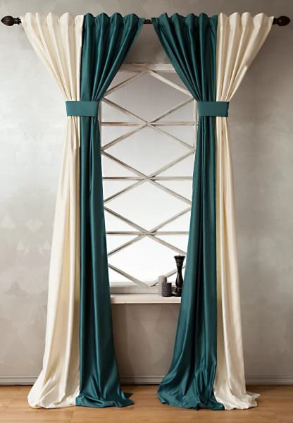 Двухцветные симметричные шторы в стиле лофт