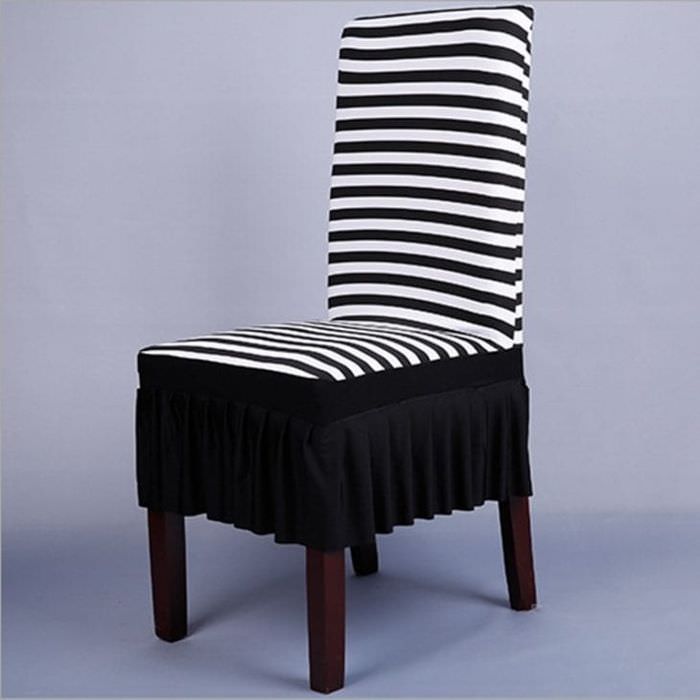 Чехлы в полосатом стиле на стулья для кухни
