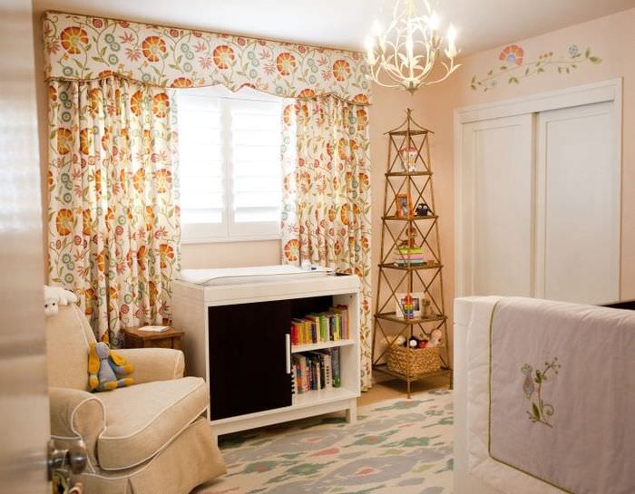 Tight curtains for a boy's nursery