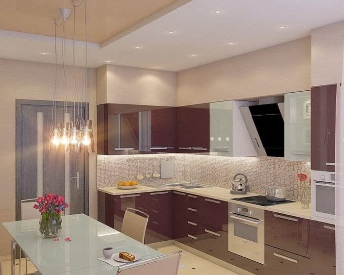 современный фасад кухни в фиолетовом цвете