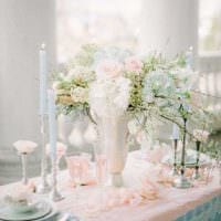 оригинальное украшение свадебного зала цветами фото