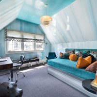 светлый декор комнаты в голубом цвете фото