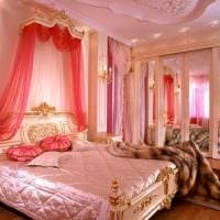 красивый декор спальни в стиле ампир картинка
