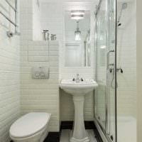 вариант красивого стиля ванной комнаты в классическом стиле картинка