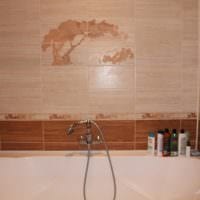 пример красивого дизайна ванной в бежевом цвете картинка