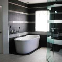 идея яркого дизайна ванной в черно-белых тонах картинка