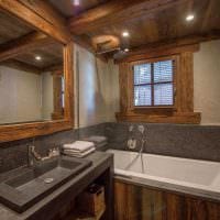 вариант красивого дизайна ванной комнаты в деревянном доме картинка