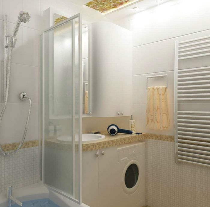пример необычного дизайна ванной комнаты в хрущевке