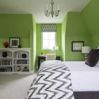 идея применения зеленого цвета в ярком дизайне квартиры фото