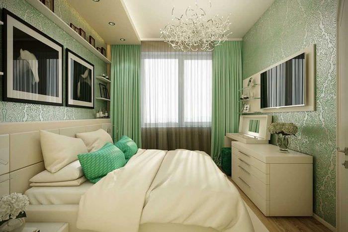идея применения зеленого цвета в ярком интерьере квартиры