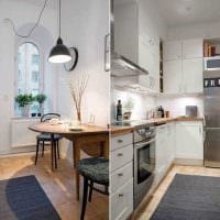 пример светлого дизайна кухни 8 кв.м картинка