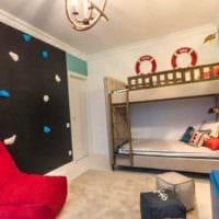 вариант необычного стиля детской комнаты для двоих детей фото