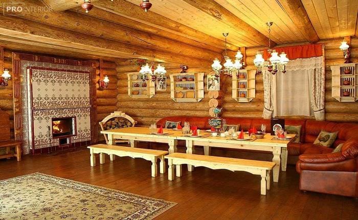 вариант применения русского стиля в красивом декоре комнате