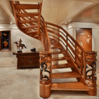 дизайн лестницы в доме из дерева фото