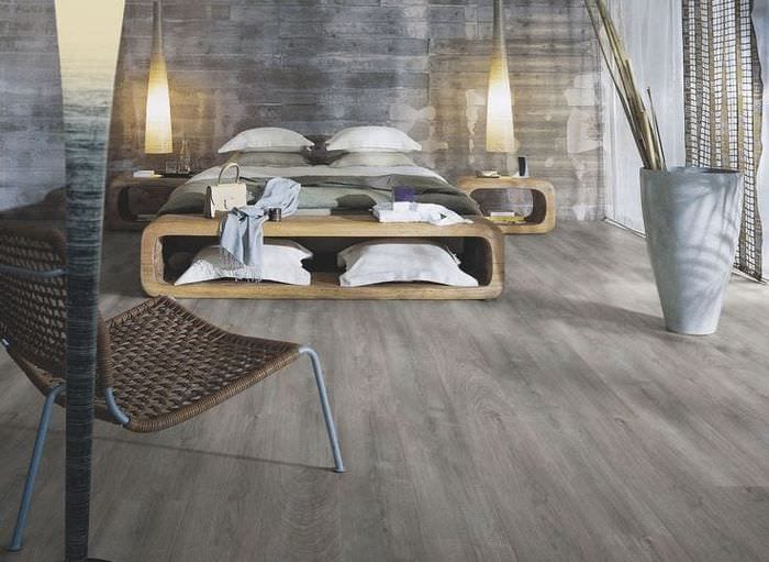 grey laminate wood flooring