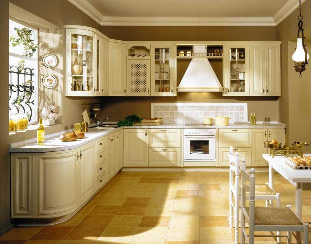 пример красивого интерьера кухни в классическом стиле