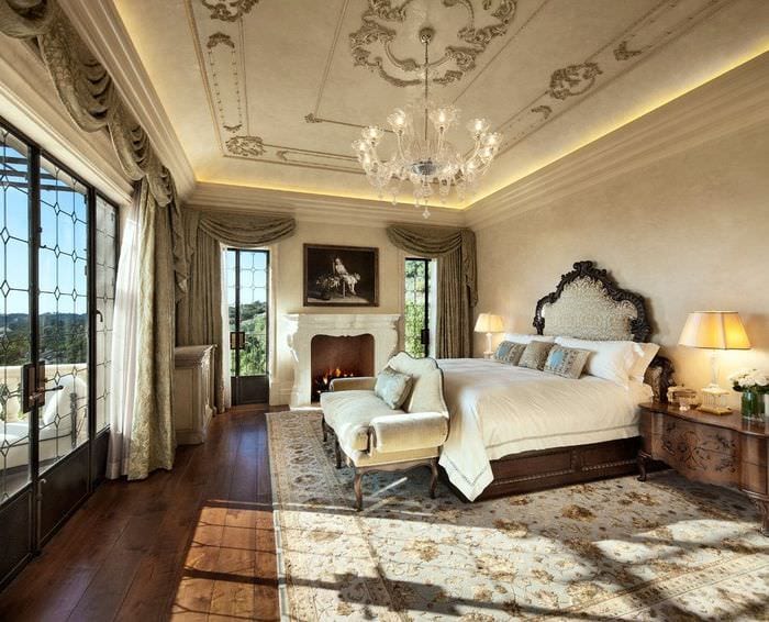 дизайн интерьера классической спальни