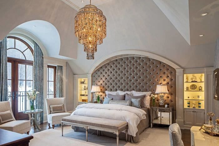 дизайн интерьера спальни в классическом стиле