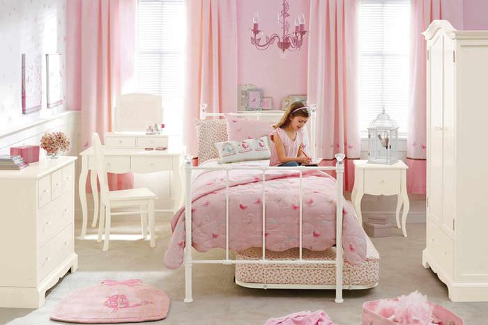 вариант красивого стиля спальни для девочки