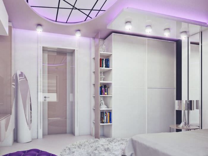 Интерьер комнаты девочки-подростка в нежно-фиолетовом цвете