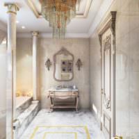 Красивая ванная комната с классическими колоннами