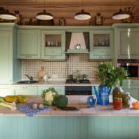 Кухня в стиле прованс с гарнитуром мятного цвета