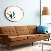 Дизайн-проект гостиной с коричневым диваном