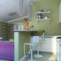 Сочетание зеленого цвета с фиолетовым на кухне-гостиной