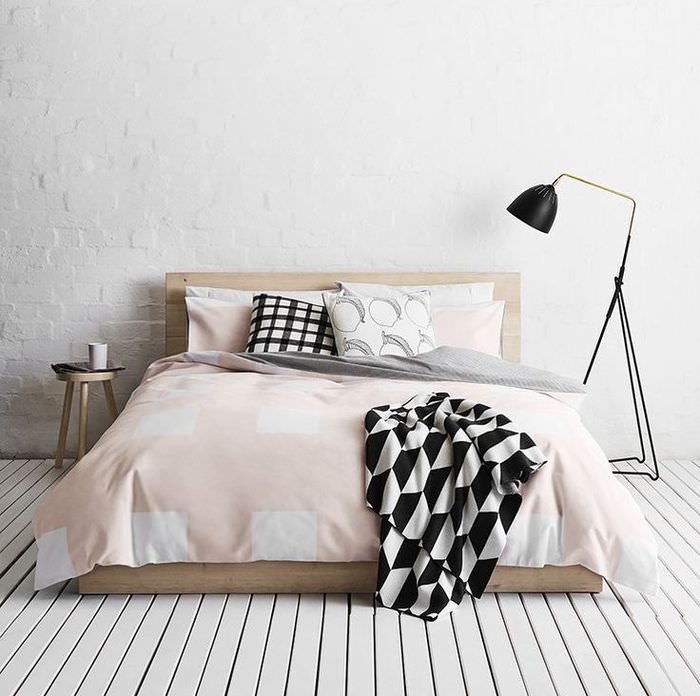 Белая спальня в стиле минимализма