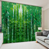 Бамбуковый лес на шторах в гостиной