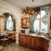 Мини-кухня в бревенчатой бане