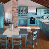 Бирюзовый цвет в дизайне кухни частного дома
