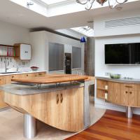 Кухонная мебель с плавными обводами