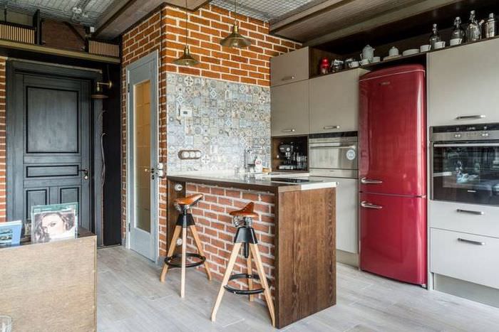 Trendige Küche im Loft-Stil
