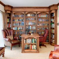Деревянная мебель для хранения книг