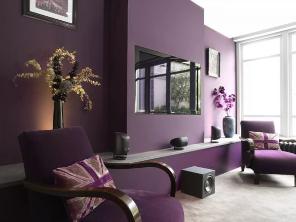 Цветовая гамма зависит от выбранного стиля, габаритов помещения и собственных предпочтений. 
