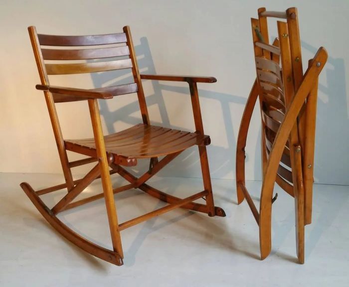  металлические и деревянные стулья со спинкой